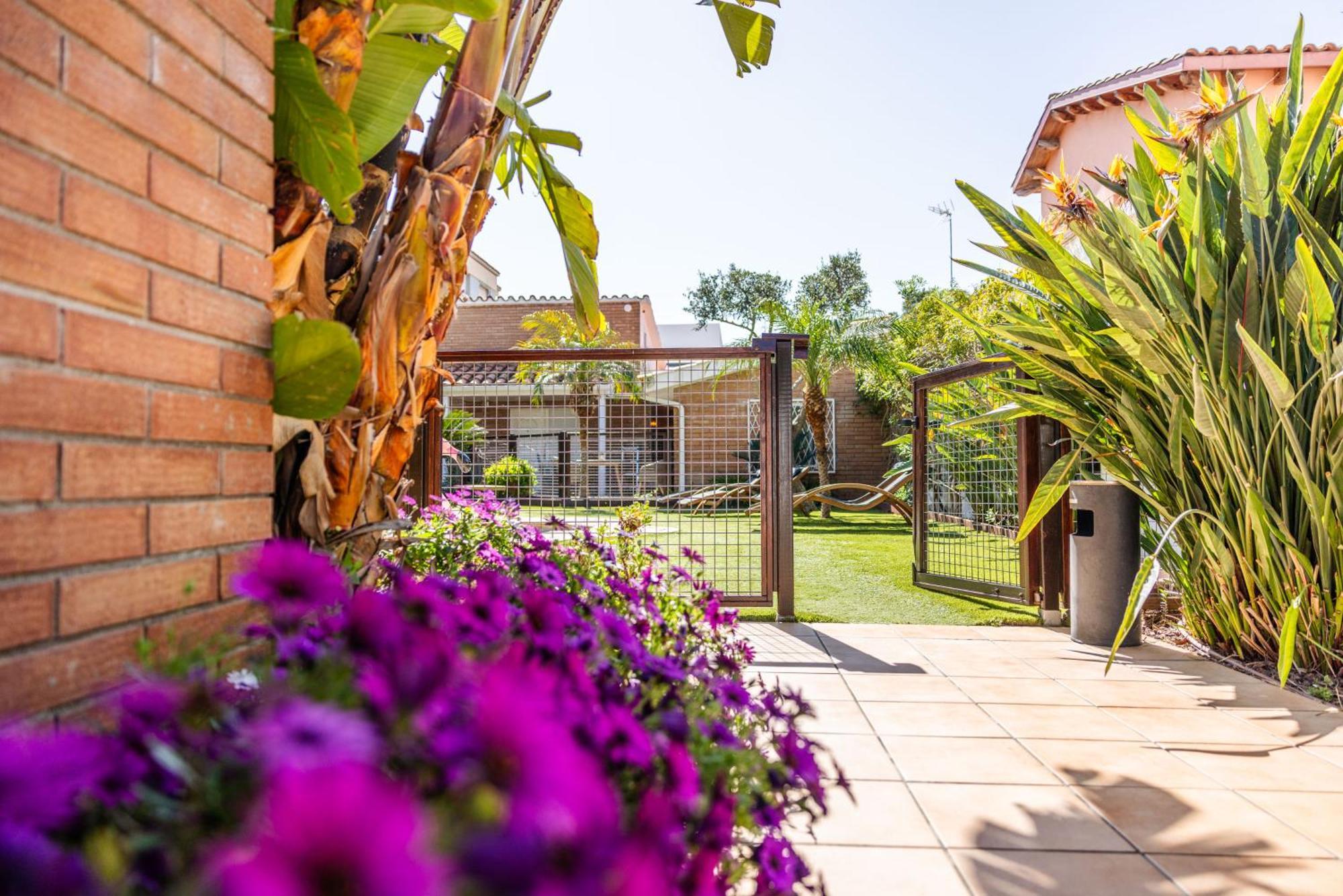 Rambla De Marisol Apartments Кастелдефелс Екстериор снимка